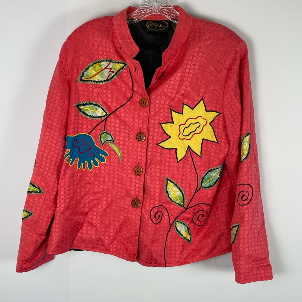 Unique Vintage Pink Floral Embroidered Jacket Lined Button Blazer Size Medium